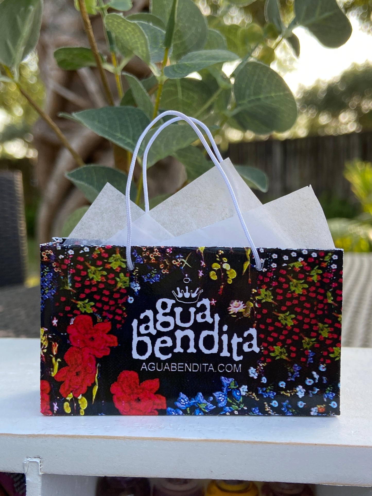 Close up of one of five Bright color spring shopping paper bags for fashion dolls. #miniatureshoppingbags