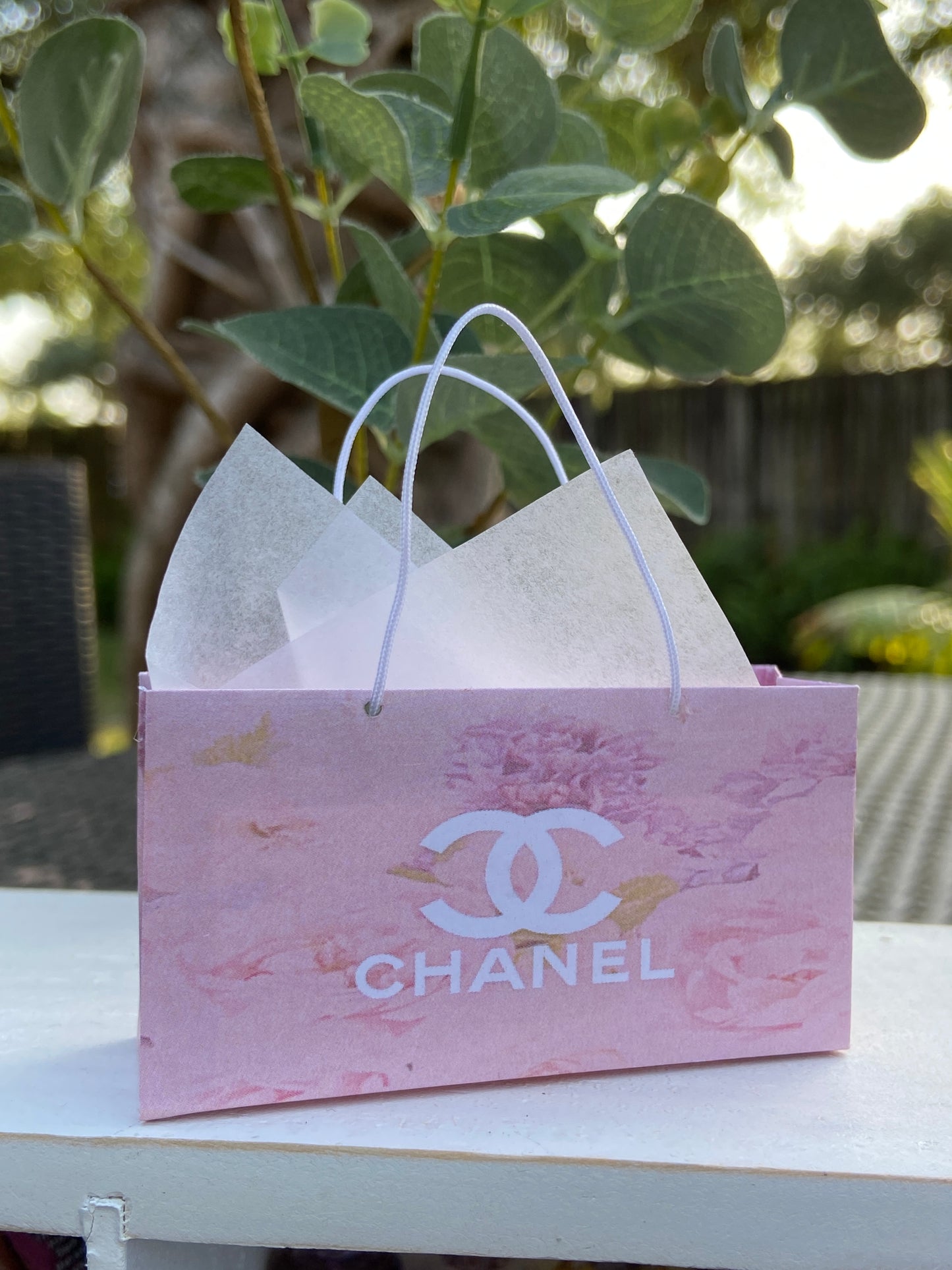 Close up of one of five Bright color spring shopping paper bags for fashion dolls. #miniatureshoppingbags