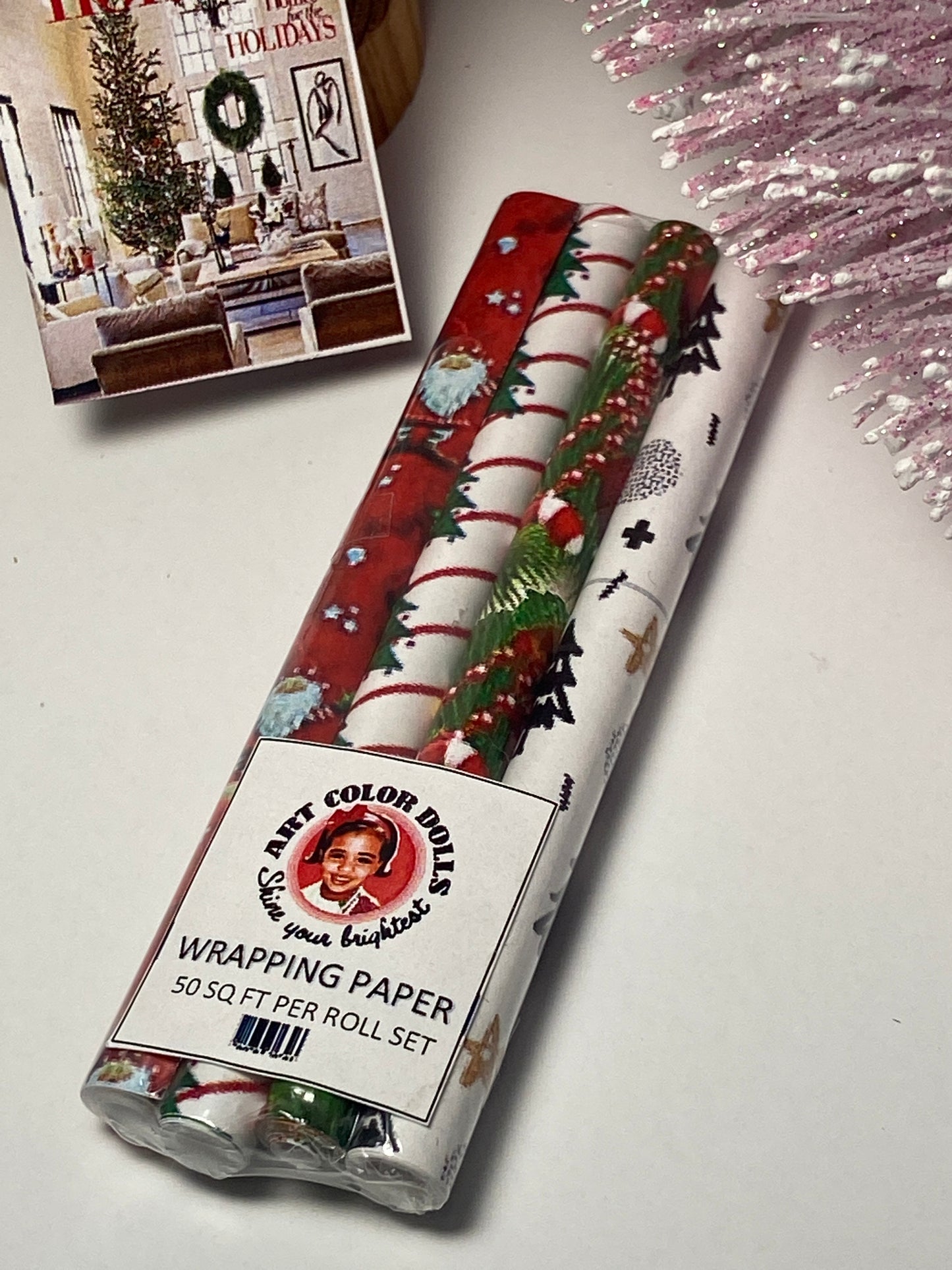 MINIATURE HOLIDAY WRAPPING PAPER FOR FASHION DOLLS