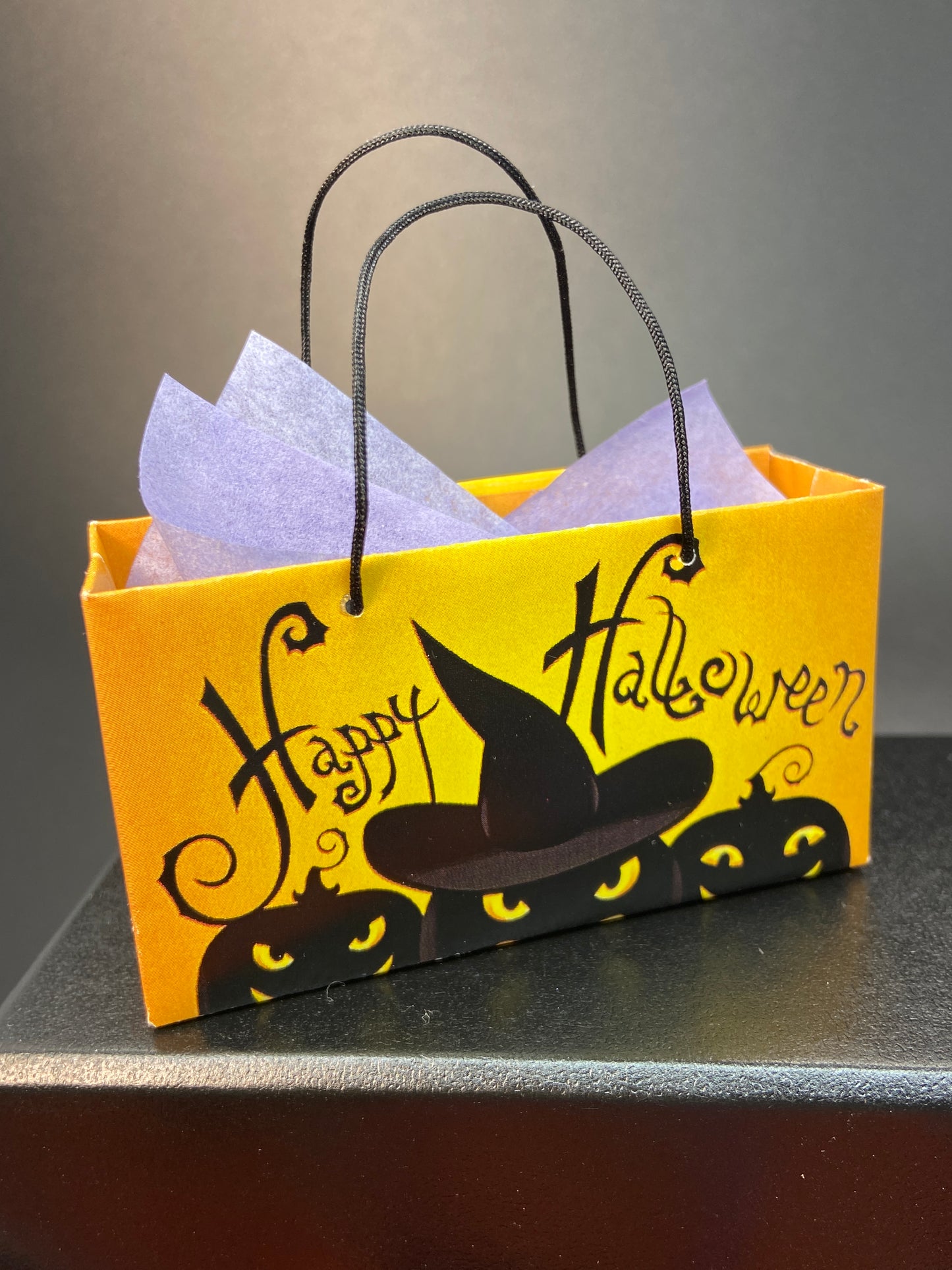 MINIATURE HALLOWEEN SHOPPING BAGS FOR FASHION DOLL