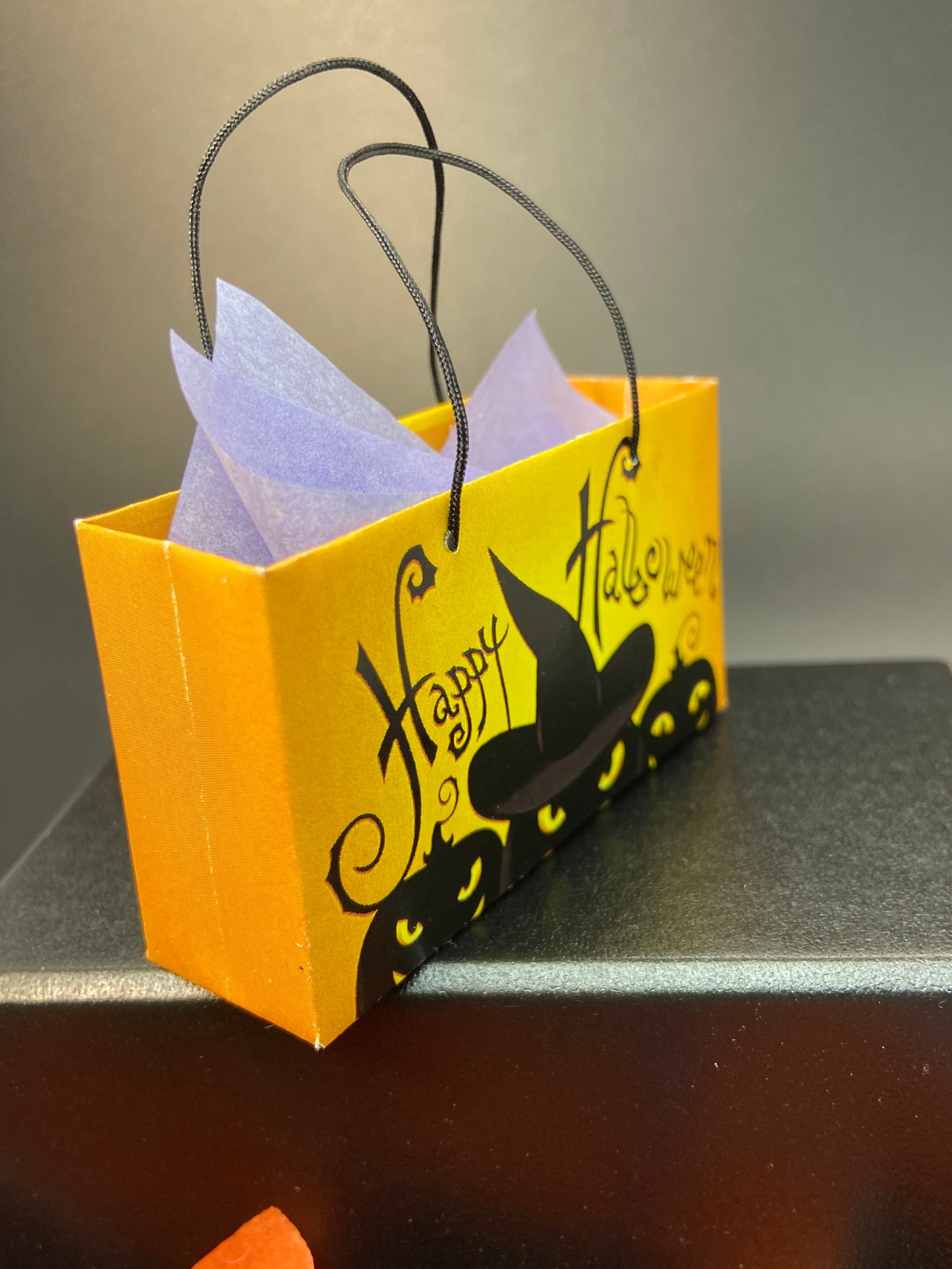 MINIATURE HALLOWEEN SHOPPING BAGS FOR FASHION DOLL