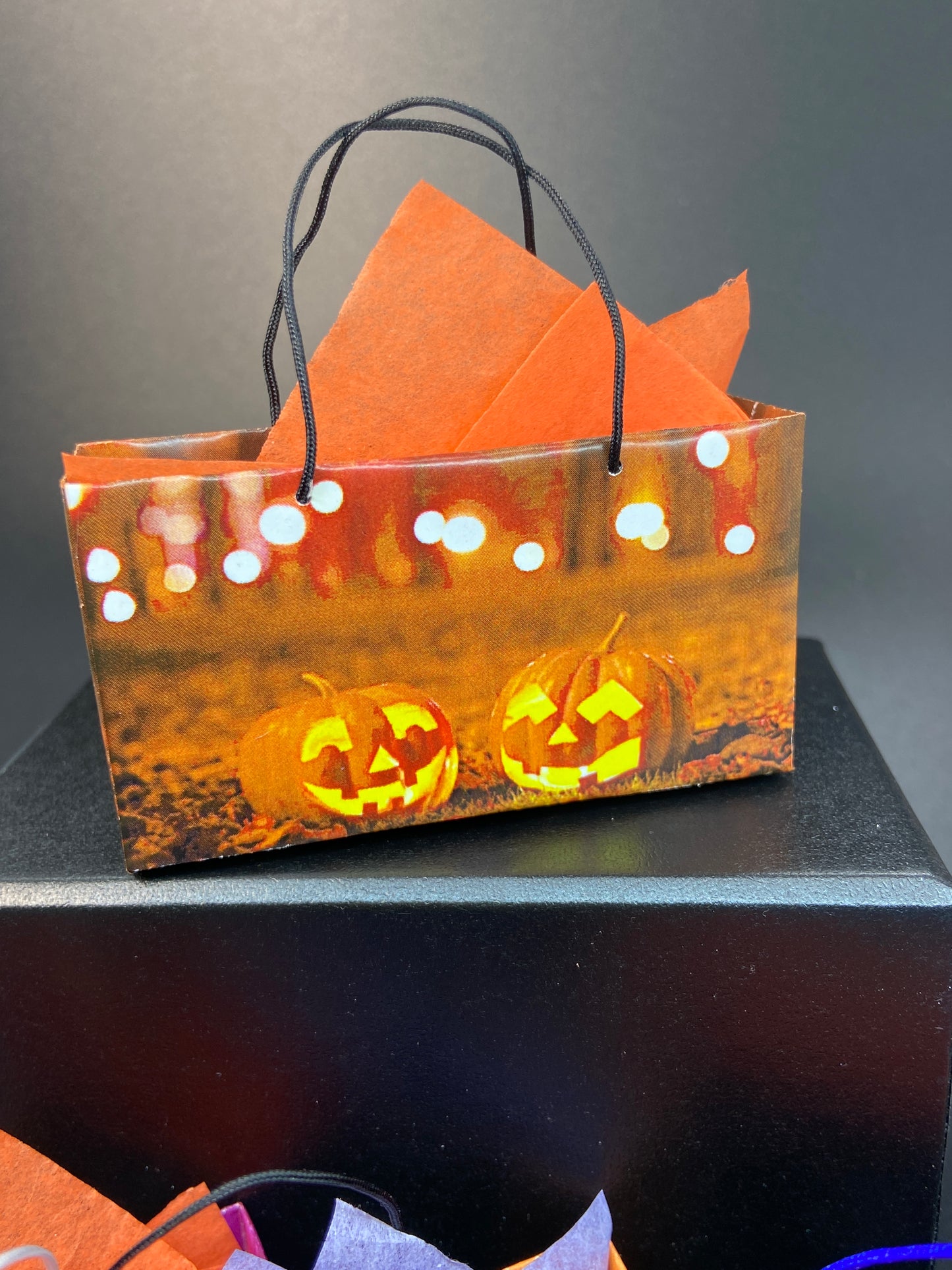 MINIATURE HALLOWEEN SHOPPING BAGS FOR FASHION DOLL