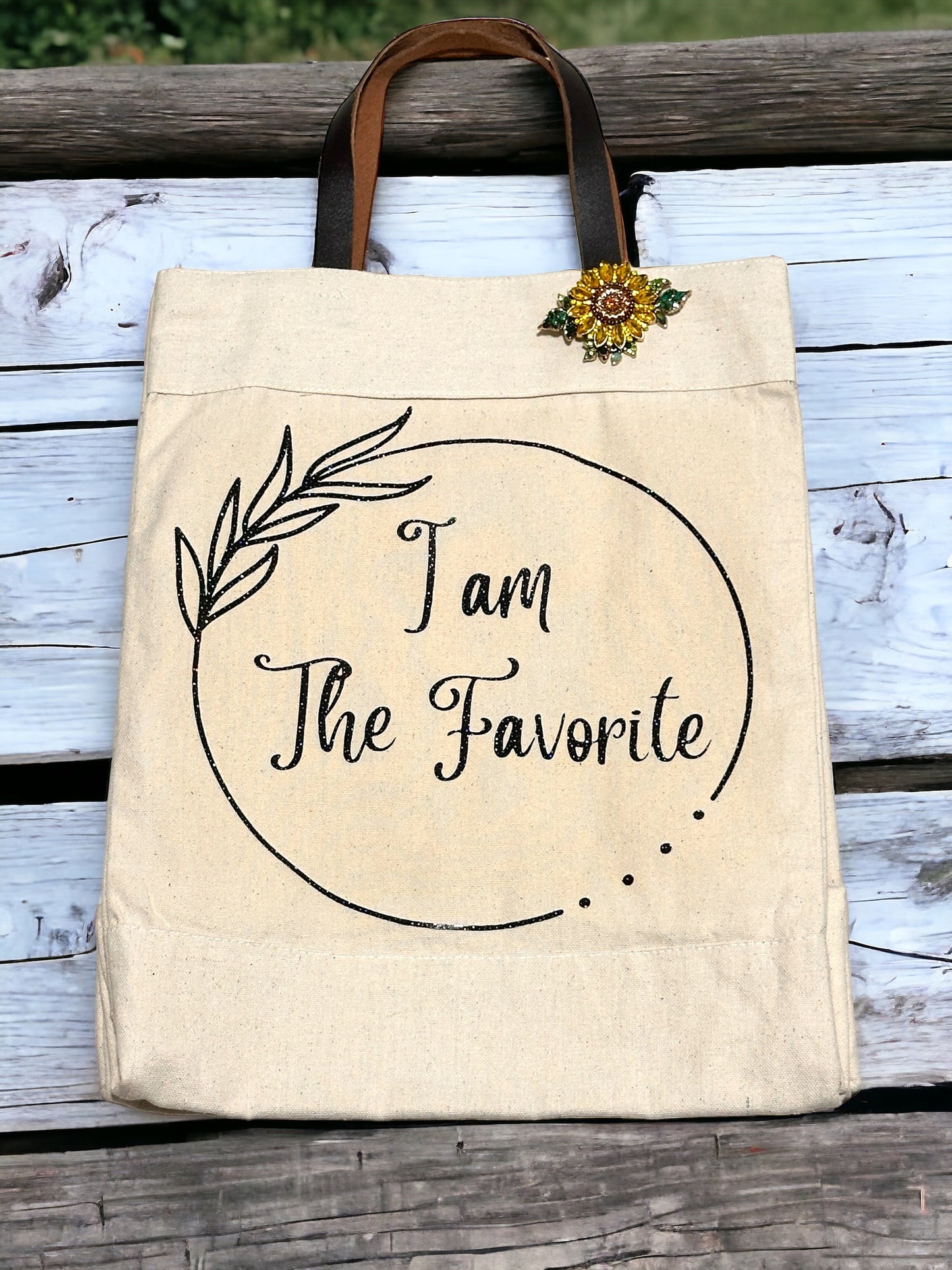 "I'M THE FAVORITE" CANVAS BAG