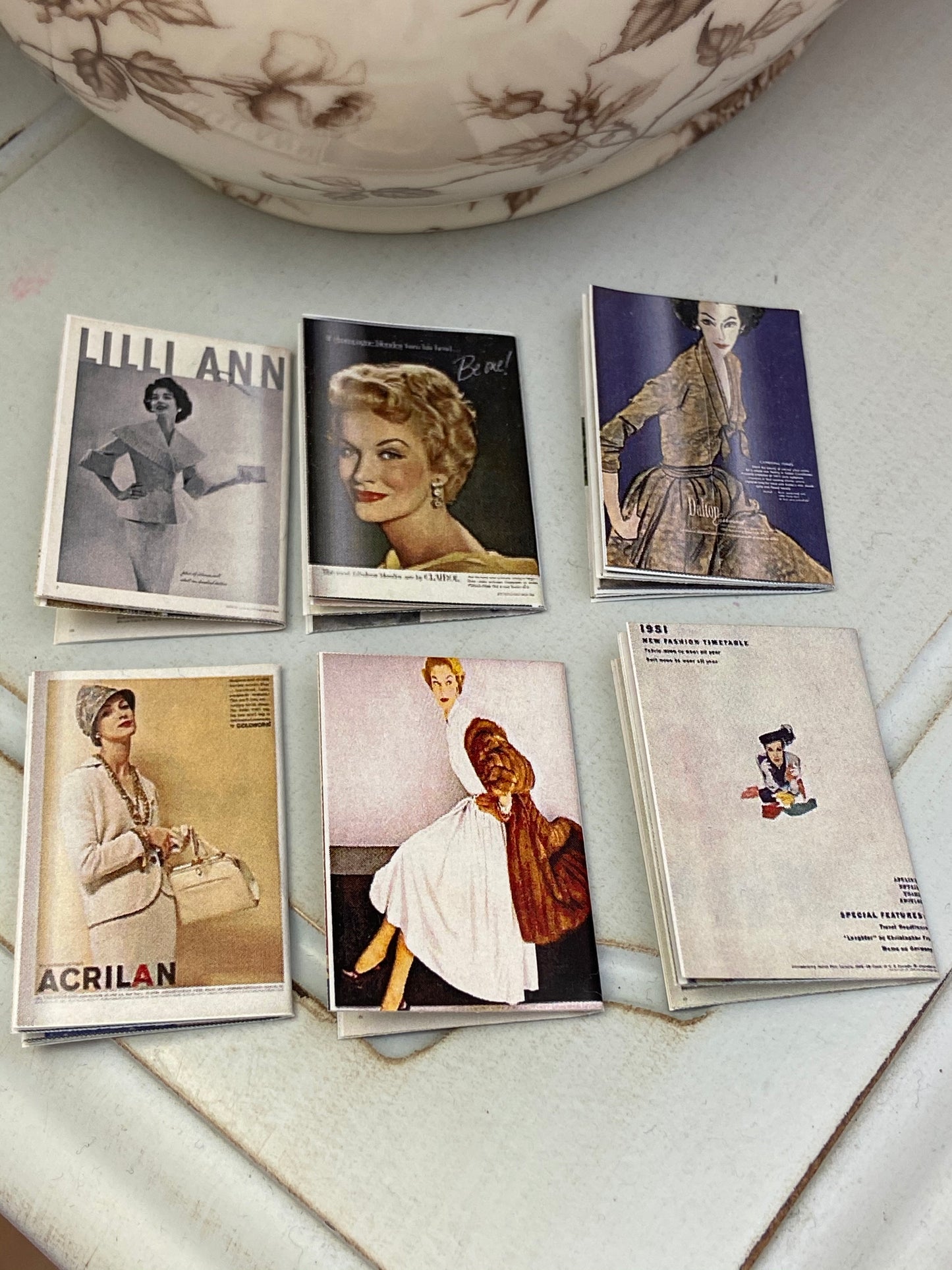 SET OF 6 MINIATURE VINTAGE FASHION MAGAZINES II